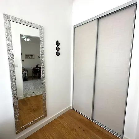 דירה Cosy 2 Pieces Au Calme Avec Balcon Dans Le Centre *